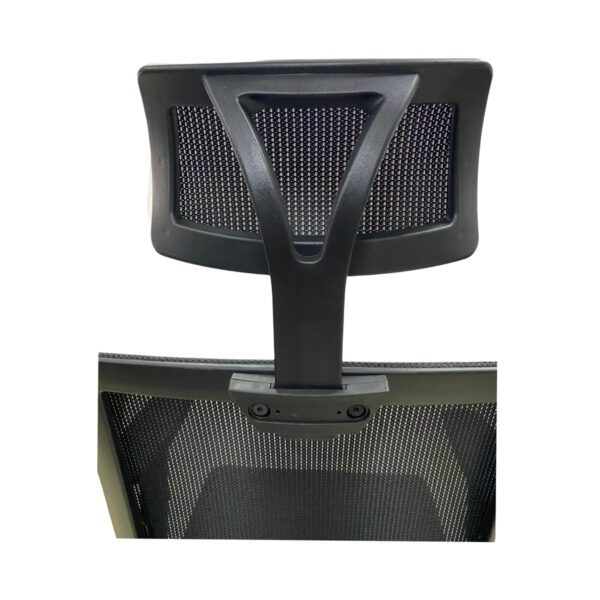 Silla ergonómica Aeris Pro con respaldo alto y apoya cabeza
